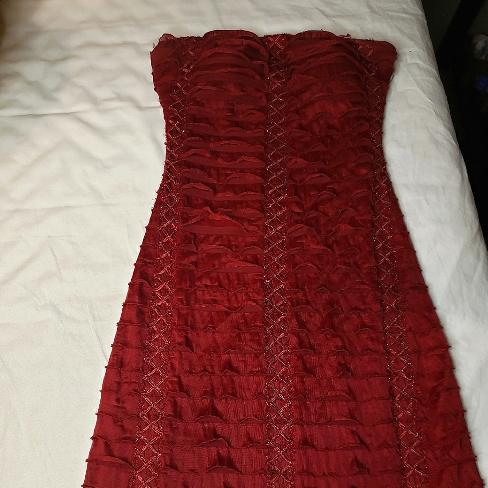 🌹Strapless Red Mini Dress🌹